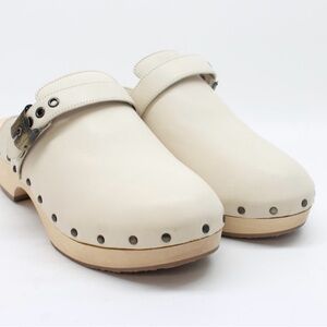 Dr. Scholl's Cream Leather Footwear